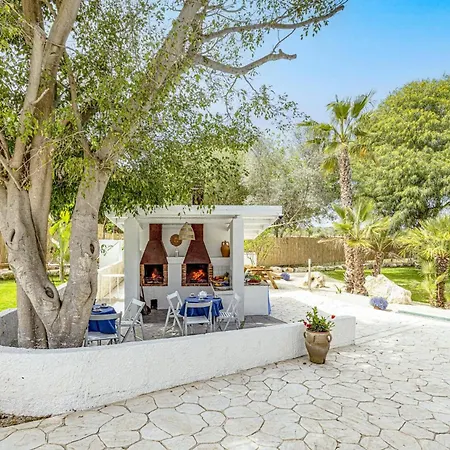 Villa Mediterraneo By Plus Santa Maria Del Focallo